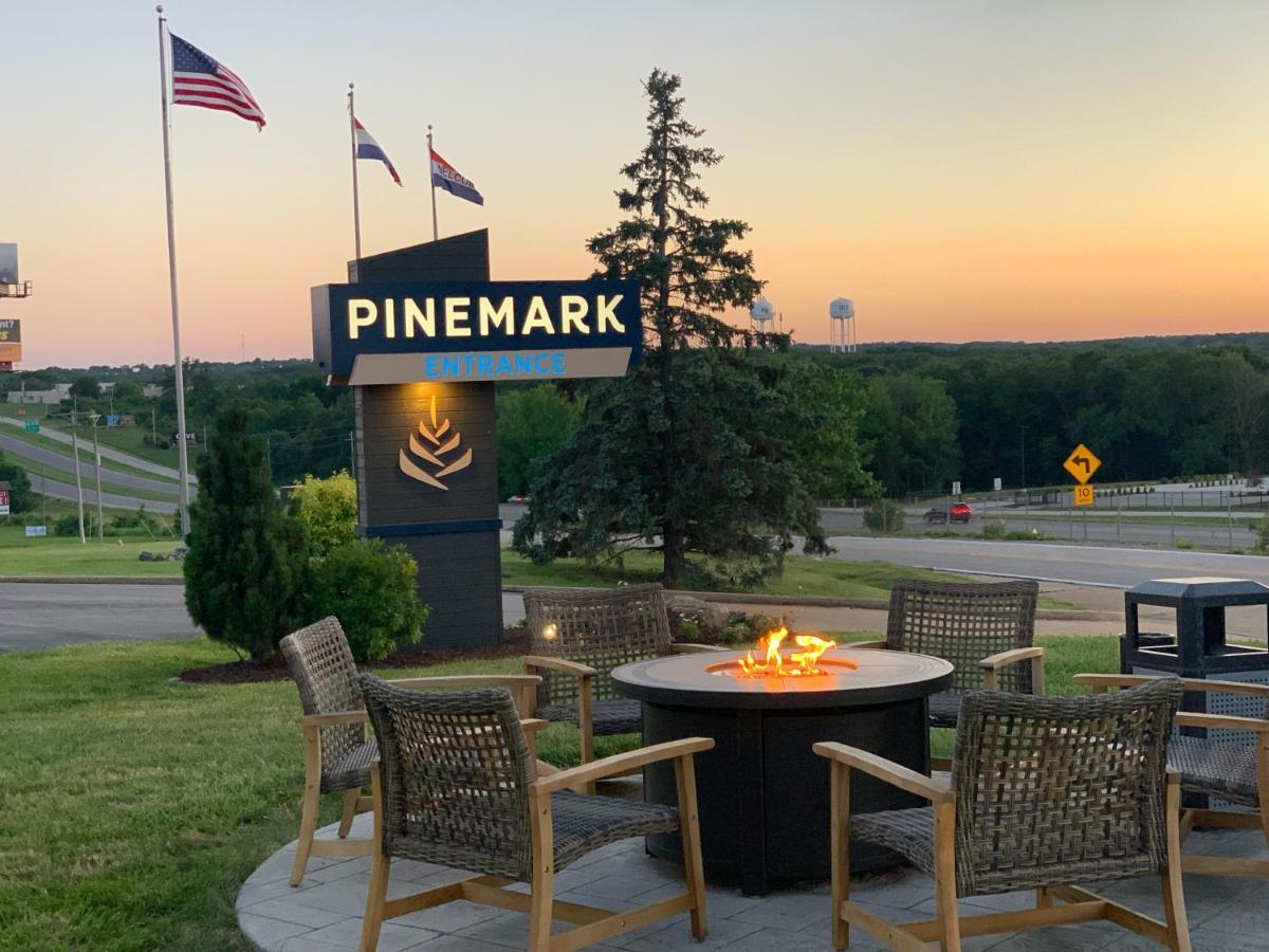 Pinemark Inn Suites Events Saint Clair Εξωτερικό φωτογραφία