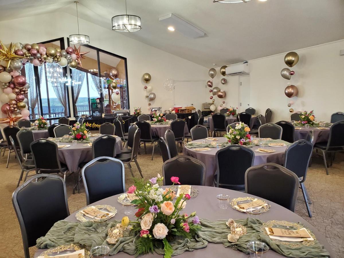 Pinemark Inn Suites Events Saint Clair Εξωτερικό φωτογραφία