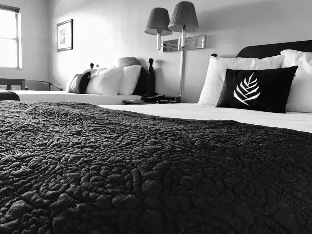 Pinemark Inn Suites Events Saint Clair Εξωτερικό φωτογραφία
